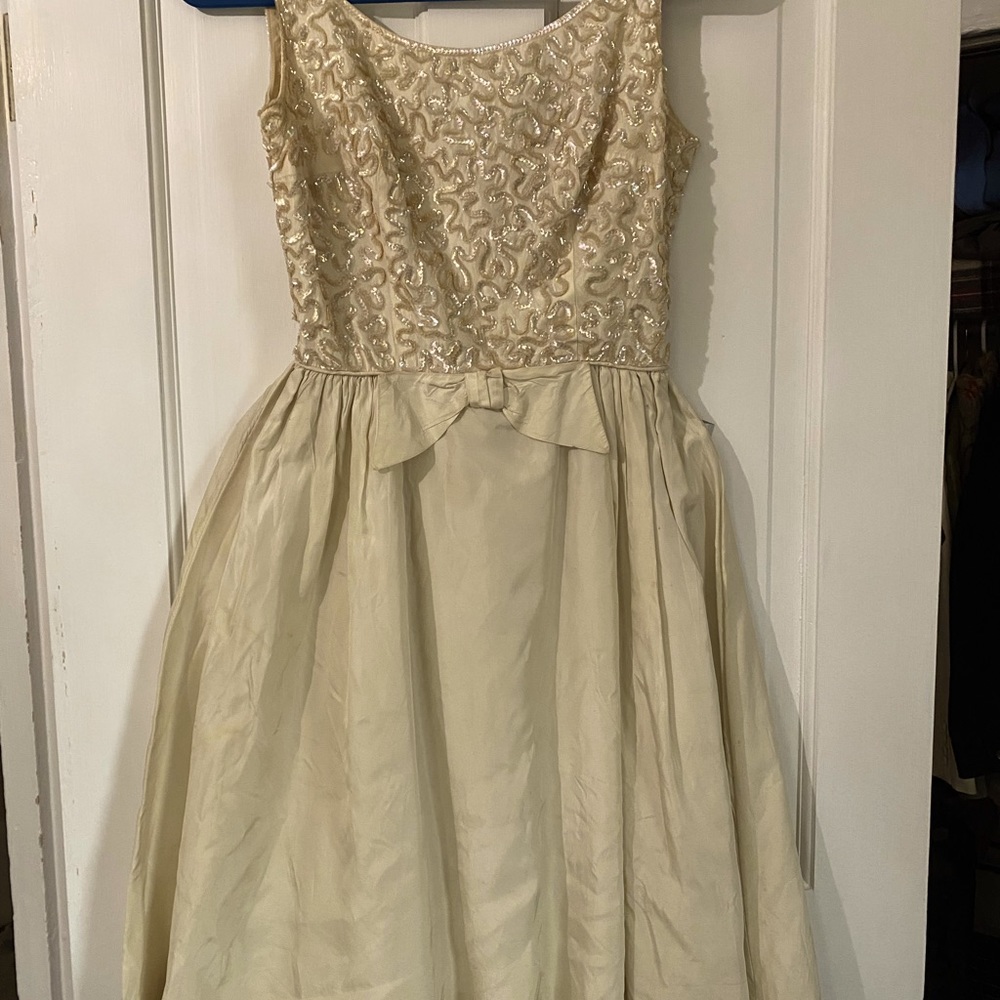Vintage sequined short dress , excellent condition, circa 1950.